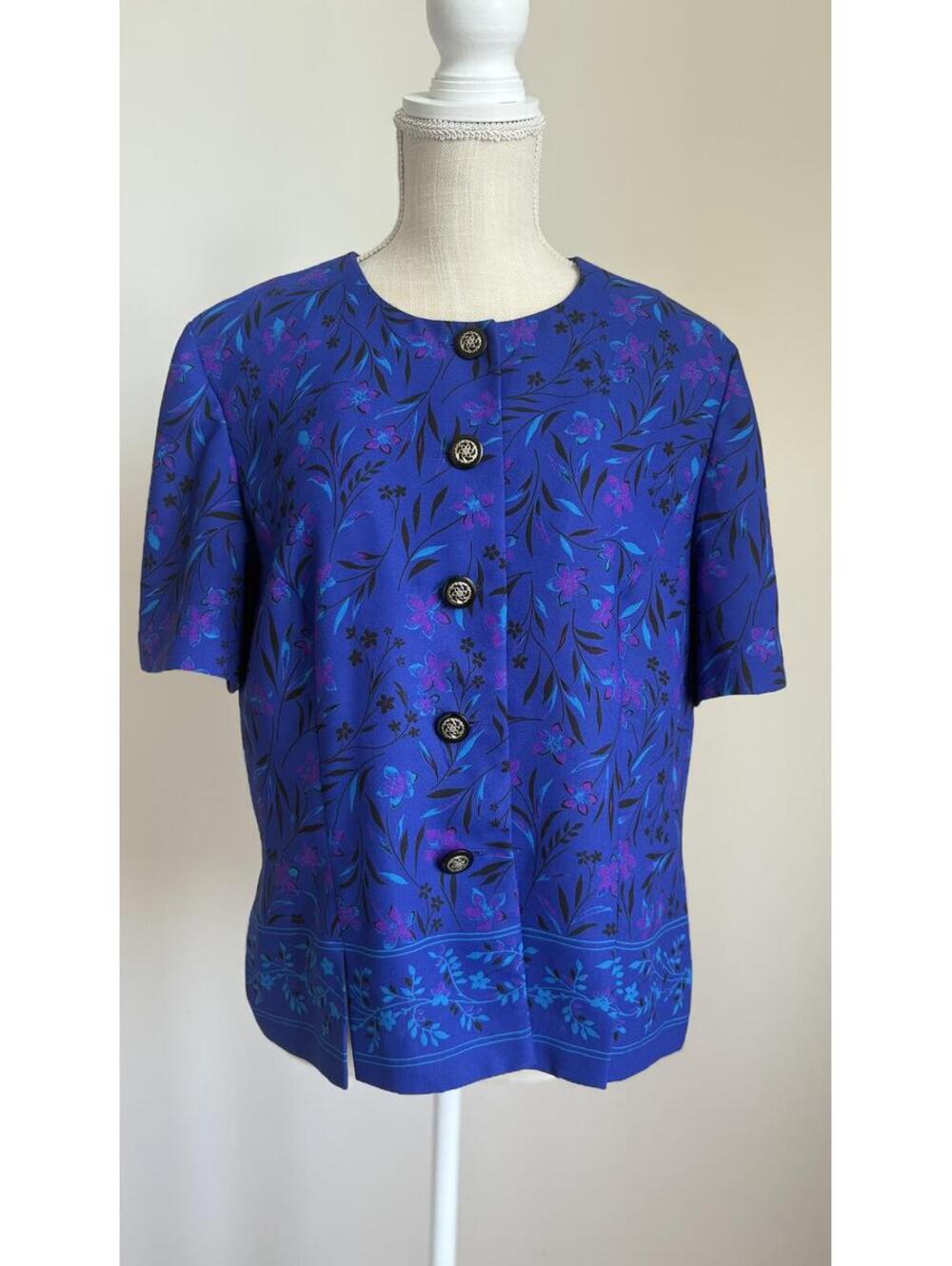 VINTAGE Leslie Fay Blue Purples